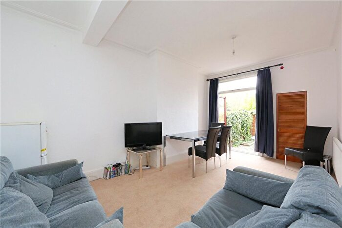 3 Bedroom Detached House To Rent In Rannoch Road, London, W6