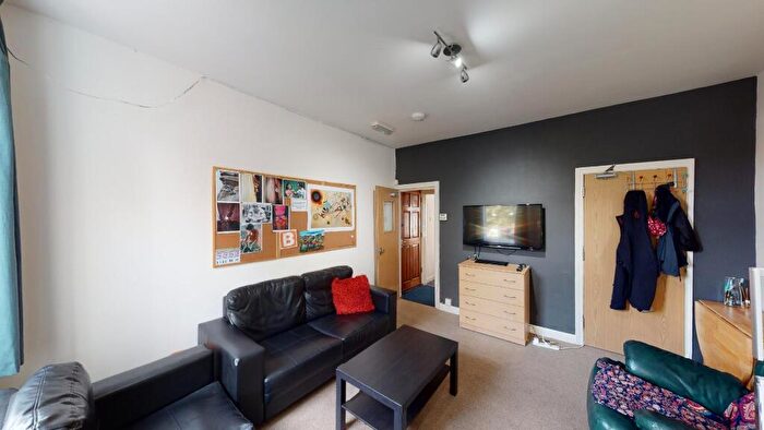 5 Bedroom House To Rent In Rosa Road, Crookesmoor, S10