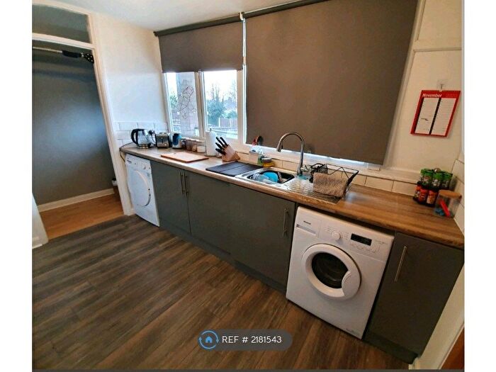 2 Bedroom Maisonette To Rent In Grays, Grays, RM17