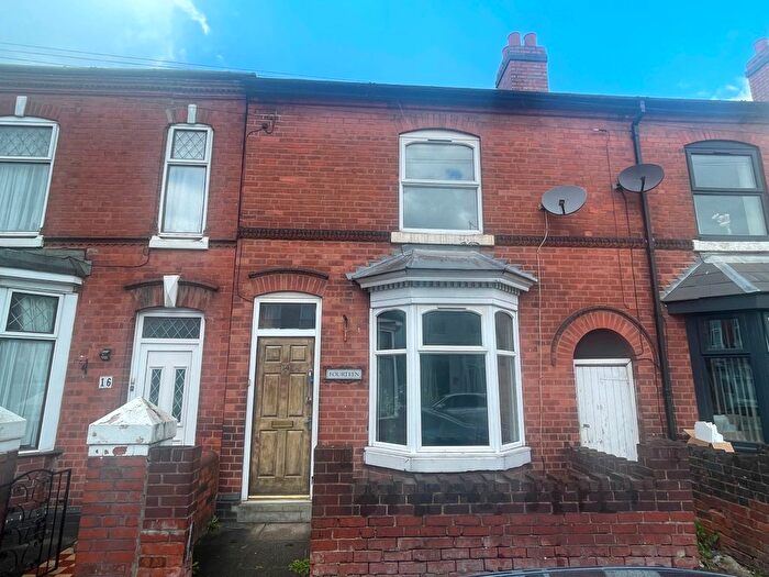 3 Bedroom Terraced House For Sale In Kingsley Street, Walsall, WS2