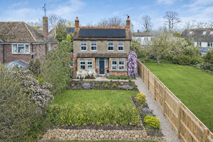 4 Bedroom Detached House For Sale In Church Road, Wheatley, OX33