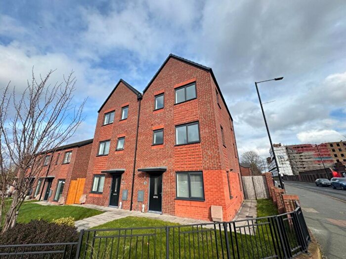 4 Bedroom Semi Detached House To Rent In Butler Street, Manchester, M4