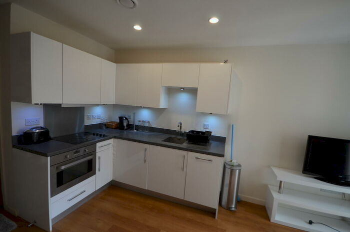 Studio To Rent In The Boathouse, Ocean Drive, Gillingham, ME7