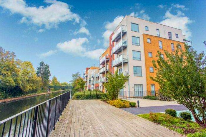 2 Bedroom Property To Rent In Taywood Road, Northolt, UB5