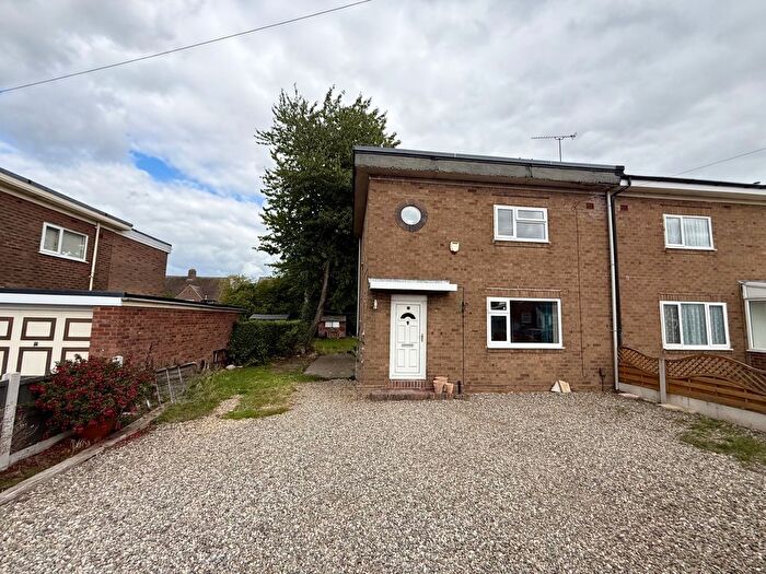 3 Bedroom Semi Detached House To Rent In James Way, Donnington, TF2
