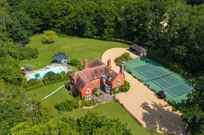 5 Bedroom Detached House For Sale In High Street Green, Chiddingfold, Godalming, Surrey, GU8