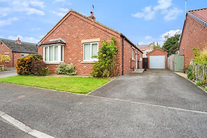 3 Bedroom Detached Bungalow For Sale In Piper Hill Close, Barton, Richmond, DL10