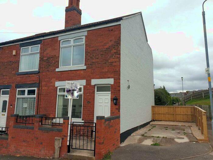 2 Bedroom End Of Terrace House To Rent In Birkland Street, Mansfield, NG18