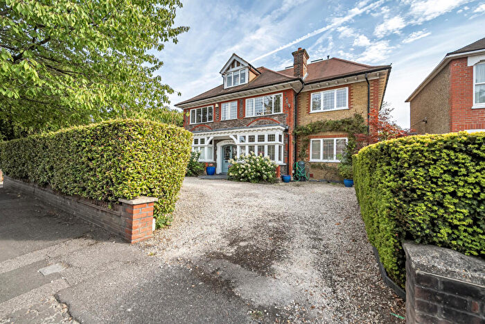 4 Bedroom Detached House For Sale In Thetford Road, New Malden, KT3