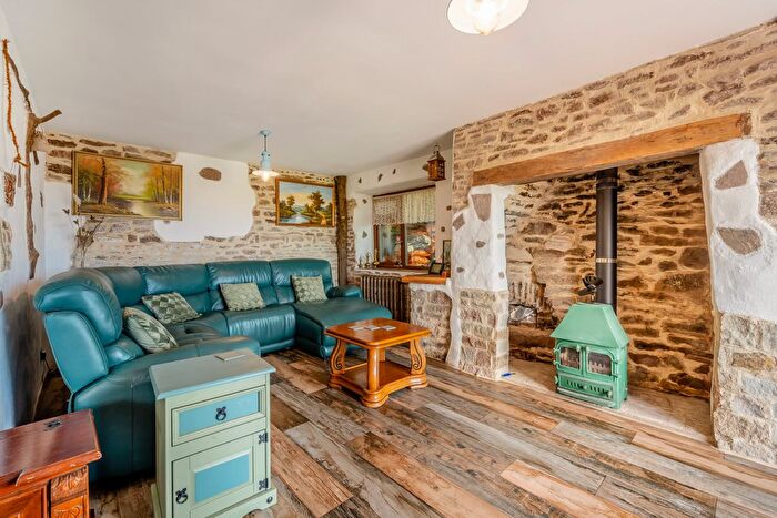 2 Bedroom Bungalow For Sale In Brains Green, Blakeney, Forest Of Dean, Gloucestershire, GL15