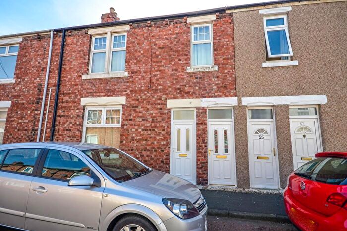 2 Bedroom Flat For Sale In Queen Street, Birtley, DH3