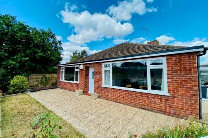 2 Bedroom Bungalow To Rent In Dereham Road, Norwich, NR2