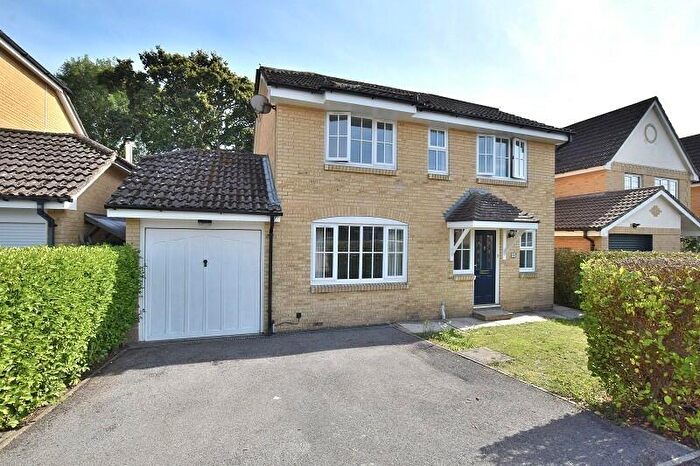 4 Bedroom Detached House To Rent In Doe Copse Way, New Milton, Hampshire., BH25