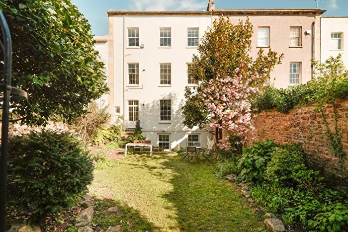 2 Bedroom Flat For Sale In Richmond Hill, Clifton, Bristol, BS8