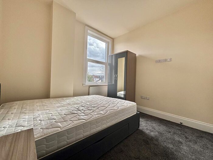 1 Bedroom House To Rent In Room Copnor Road, PO3