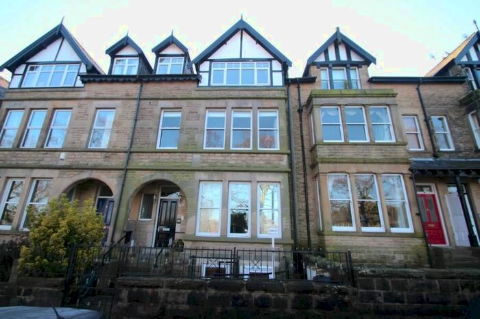 1 Bedroom Flat To Rent In Harlow Moor Drive, Harrogate, HG2