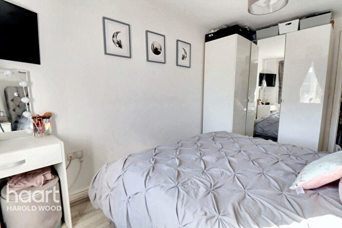 2 Bedroom Flat For Sale In Meadfarm Close, Harold Hill, RM3