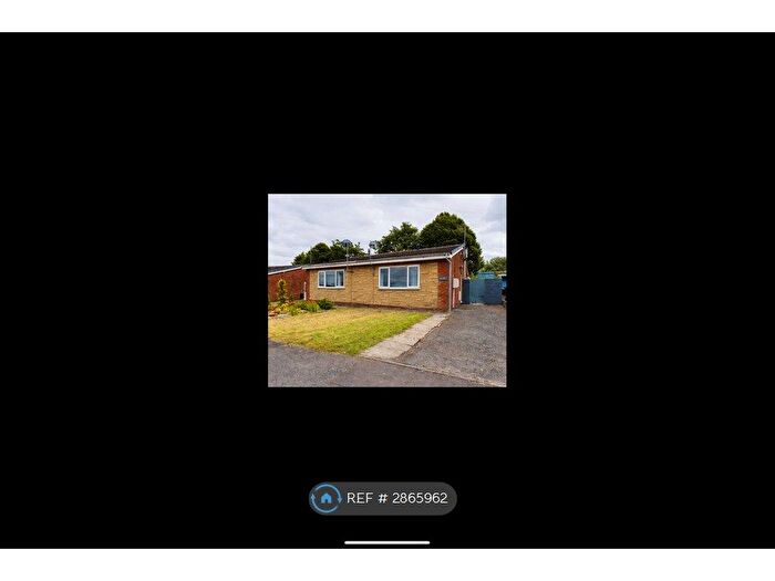 2 Bedroom Bungalow To Rent In Briar Hill Close, Blackburn, BB1