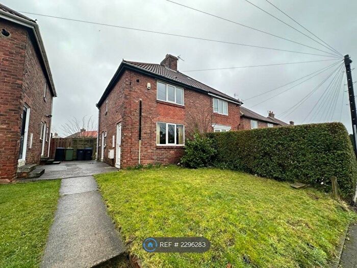 3 Bedroom Semi-Detached House To Rent In Coronation Road, Wingate, TS28