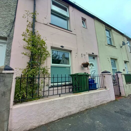 2 Bedroom Terraced House To Rent In Caernarfon Road, Y Felinheli, LL56