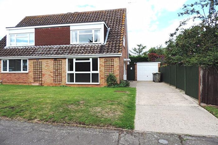 3 Bedroom Semi Detached House To Rent In Manor Farm Way, Sharnbrook, MK44