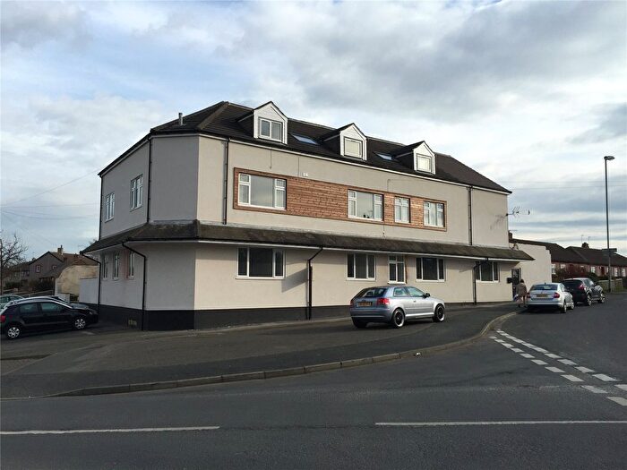 2 Bedroom Flat For Sale In Santingley Court, New Crofton, Wakefield, West Yorkshire, WF4