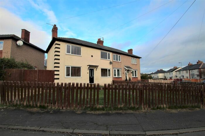 3 Bedroom Semi-Detached House To Rent In South Avenue, Horbury, Wakefield, WF4