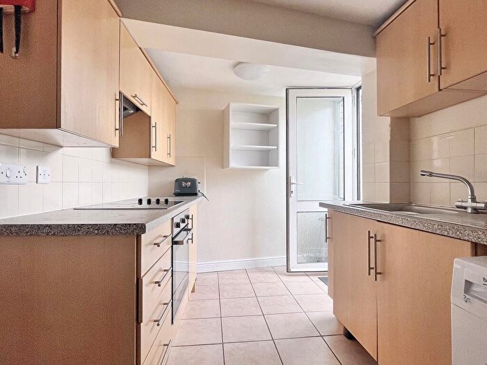 4 Bedroom Terraced House To Rent In Worcester Street, Gloucester, GL1