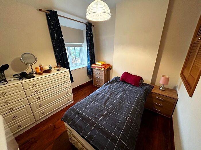 2 Bedroom Cottage To Rent In High Street, Stoke Goldington, MK16