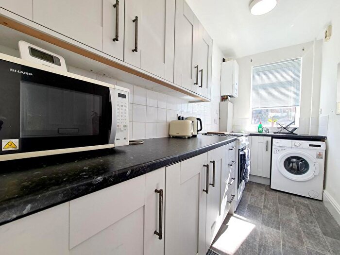 3 Bedroom Terraced House To Rent In Ainsley Road, Sheffield, S10