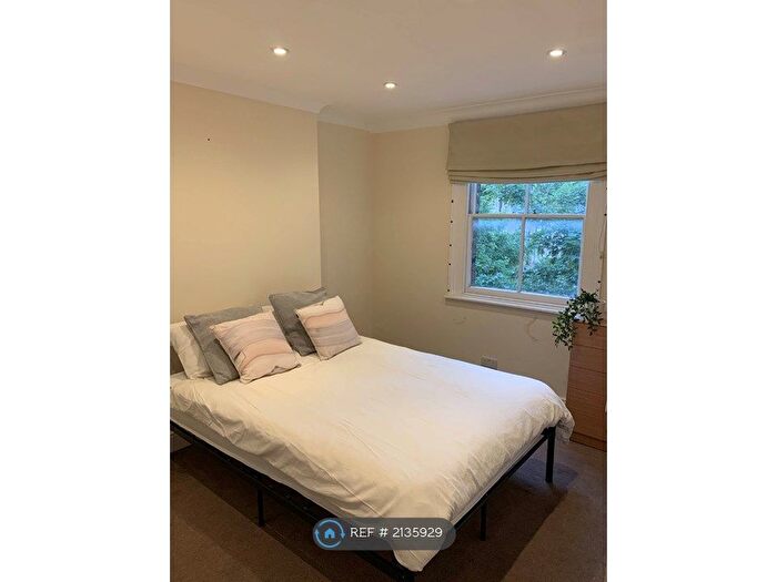 4 Bedroom Flat To Rent In Great Percy Street, London, WC1X