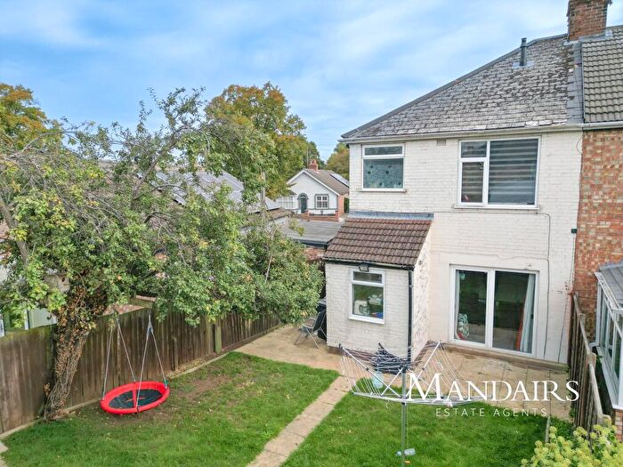 3 Bedroom Semi Detached House For Sale In Fulbridge Road, Werrington, Peterborough, PE4