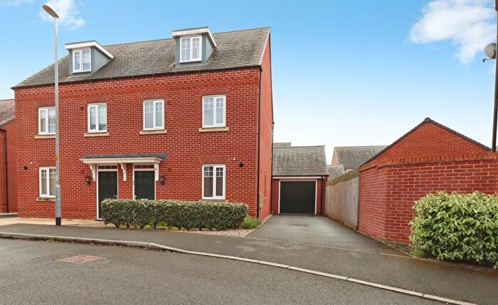 3 Bedroom Semi Detached House For Sale In Claydon Avenue, Barton Seagrave, Kettering, NN15