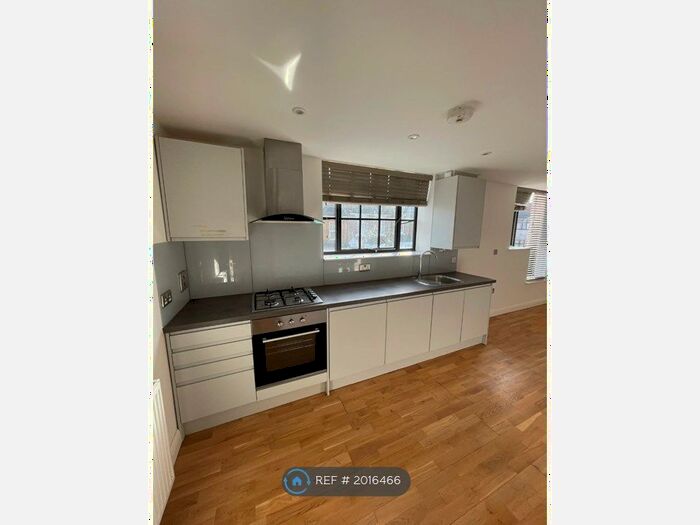 1 Bedroom Flat To Rent In Oakfield Road, London, E17