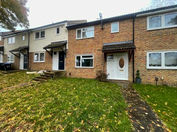 3 Bedroom Terraced House To Rent In Crowthorp Road, Northampton, NN3