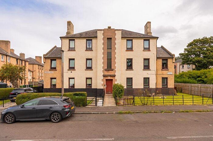 2 Bedroom Flat For Sale In / Loganlea Avenue, Edinburgh, EH7