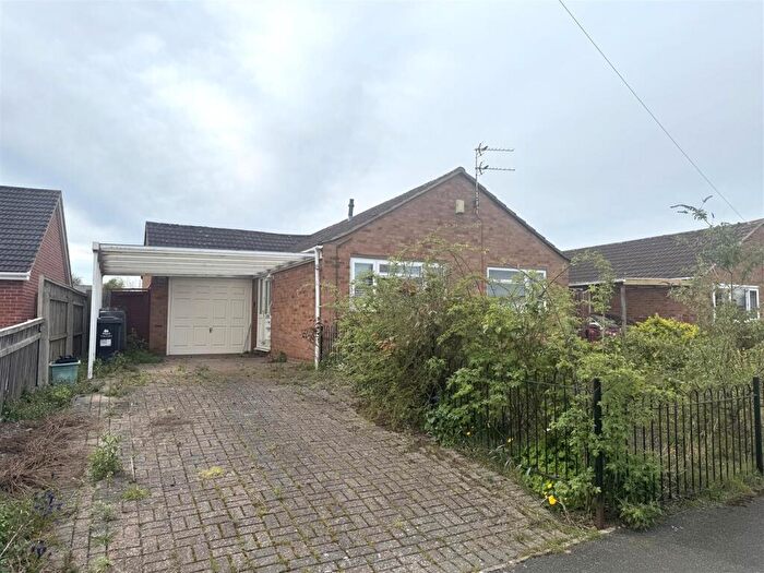 3 Bedroom Detached Bungalow For Sale In Prince Crescent, Staunton, GL19