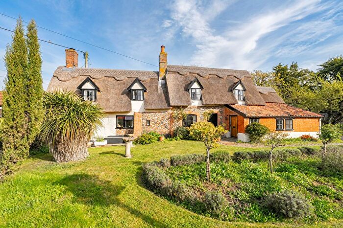 4 Bedroom Detached House For Sale In Mill Road, Thompson, IP24