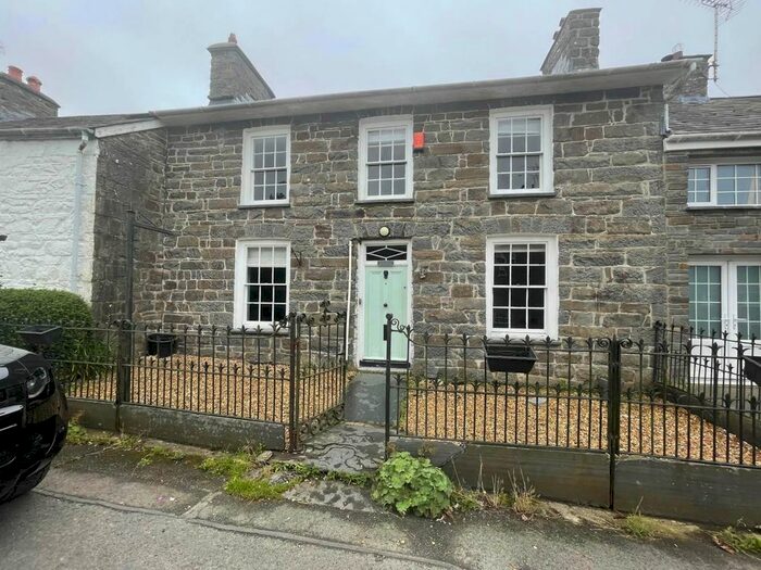 4 Bedroom Terraced House To Rent In Oakford, Llanarth, SA47