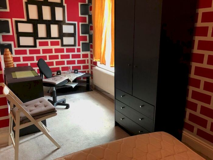 Studio To Rent In Fore Street, Edmonton, N18