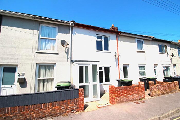 2 Bedroom Terraced House To Rent In Leesland Road, Gosport, Hants, PO12