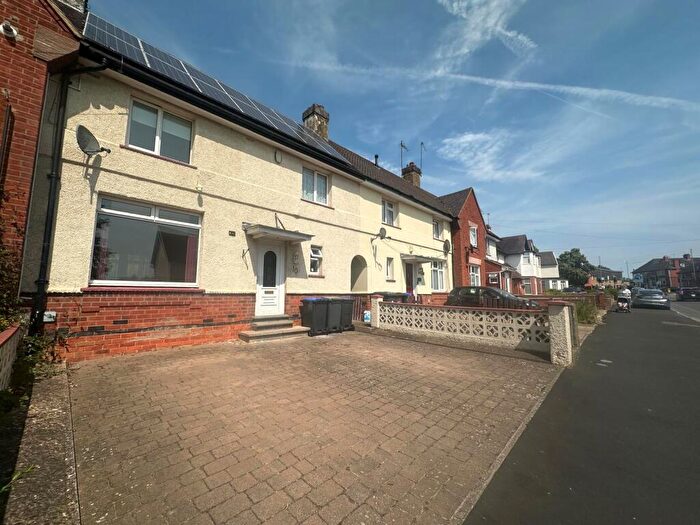 3 Bedroom House To Rent In Kenmuir Avenue, Northampton, NN2