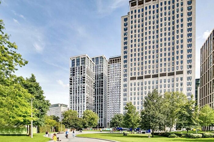 2 Bedroom Flat To Rent In Casson Square, Waterloo, London, SE1