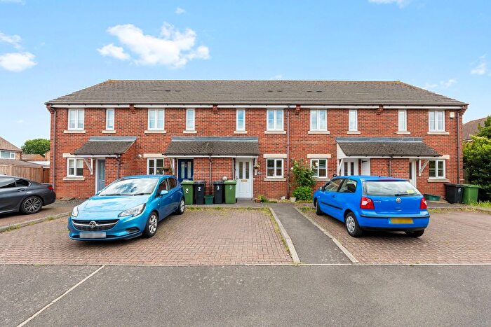 2 Bedroom Terraced House For Sale In Hemmings Mead, Epsom, KT19