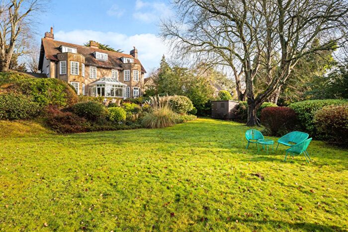7 Bedroom Detached House For Sale In Upper Warren Avenue, Reading, RG4