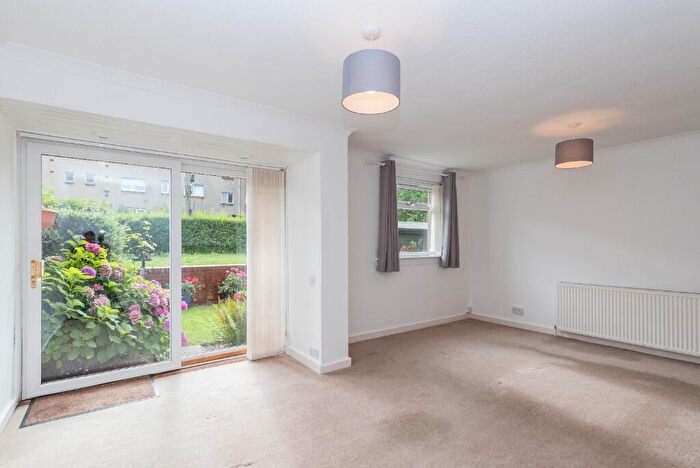 2 Bedroom Flat To Rent In Durar Drive, Clermiston, Edinburgh, EH4
