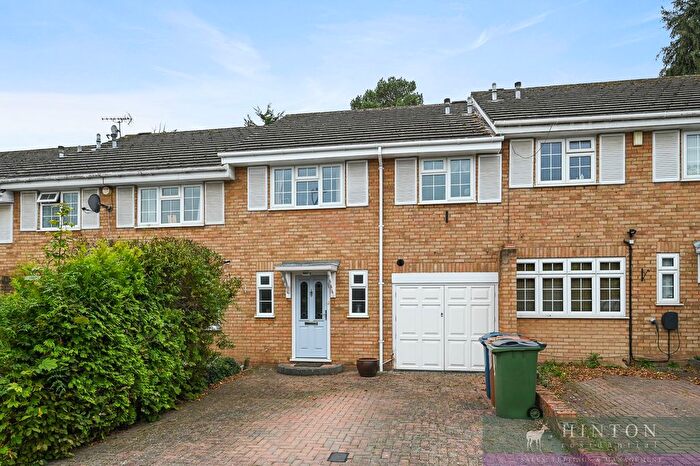 3 Bedroom Terraced House For Sale In Lorraine Park, Harrow, HA3
