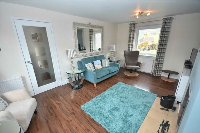 3 Bedroom Semi-Detached House To Rent In Kirk Terrace, Cults, Aberdeen, Aberdeen, AB15