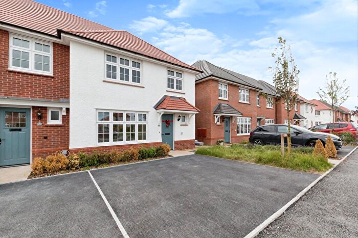 4 Bedroom House To Rent In Nicolson Avenue, Woodford, Bramhall, Stockport, SK7