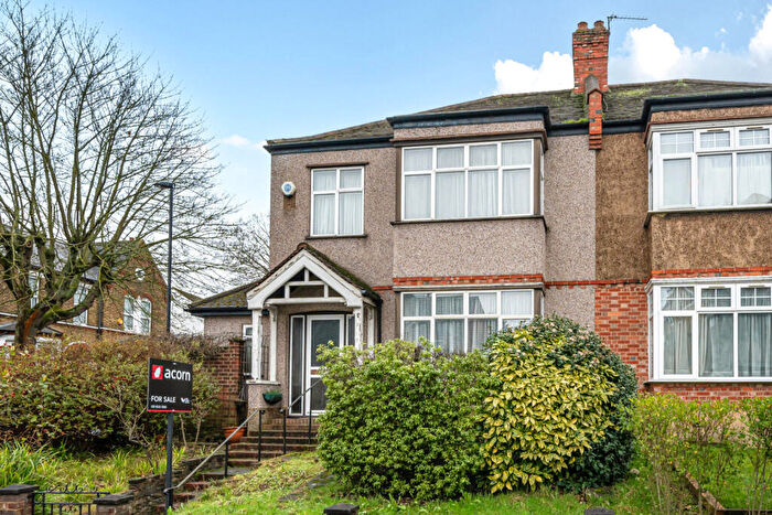 3 Bedroom End Of Terrace House For Sale In Perry Vale, London, SE23